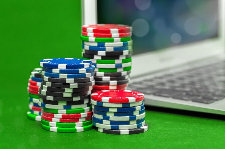 Antarmuka Fortune Rabbit di mobile menampilkan gulungan dan kontrol permainan responsif